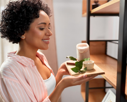 Ambiente organizado de forma natural e acolhedora, transmitindo leveza e bem-estar.